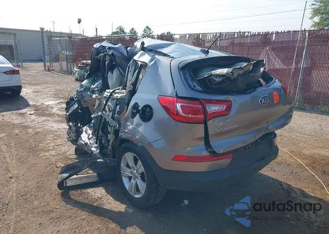 2013 Kia Sportage Lx z USA, uszkodzony, nr VIN KNDPB3A27D7460621